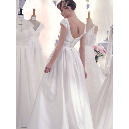 Robe longue mariée Aglae, décolleté cache-cœur drapé, Atelier Emelia