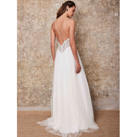 Robe fines bretelles, tulle mousseline, guipure