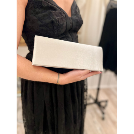 pochette de soirée satin argent