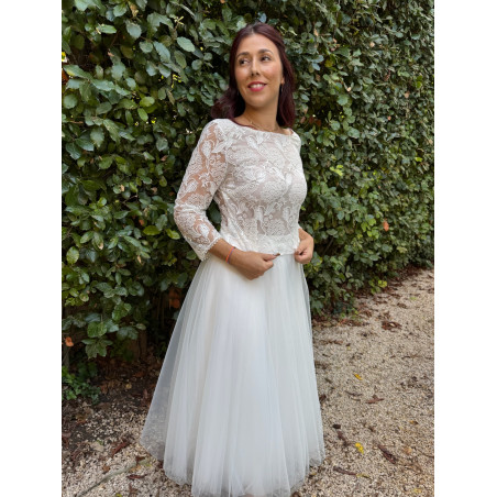 Top en tulle brodé, dos nu et manches 3/4 by Atelier de Juliette