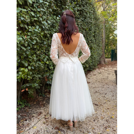 Top en tulle brodé, dos nu et manches 3/4 by Atelier de Juliette