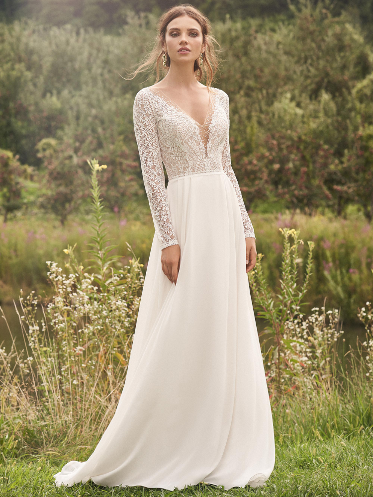 Robe romantique fluide dentelle à paillettes, manches longues Justin Alexander